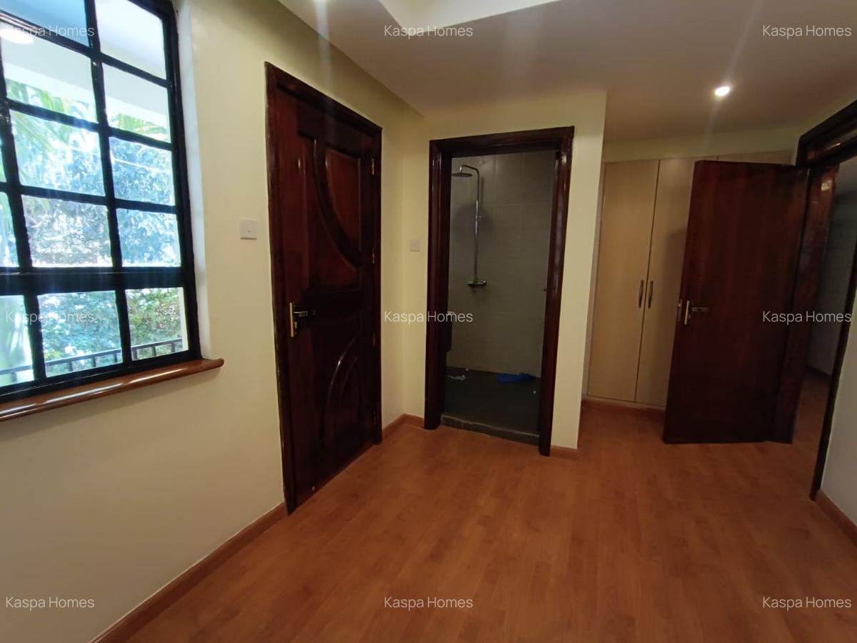 3 Bed House with En Suite in Karen Hardy - 19