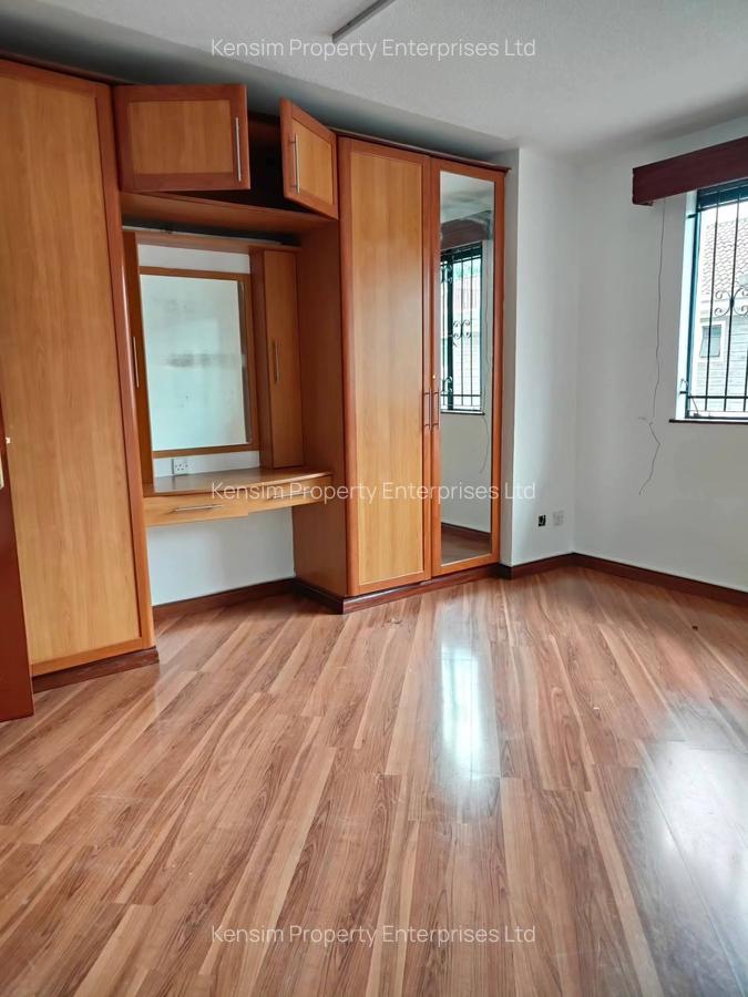 4 Bed Townhouse with En Suite in Westlands Area - 19