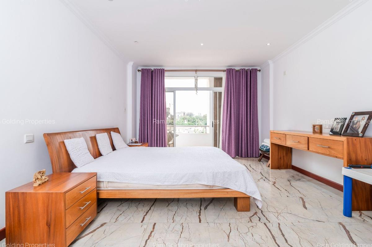 4 Bed Apartment with En Suite at General Mathenge - 13