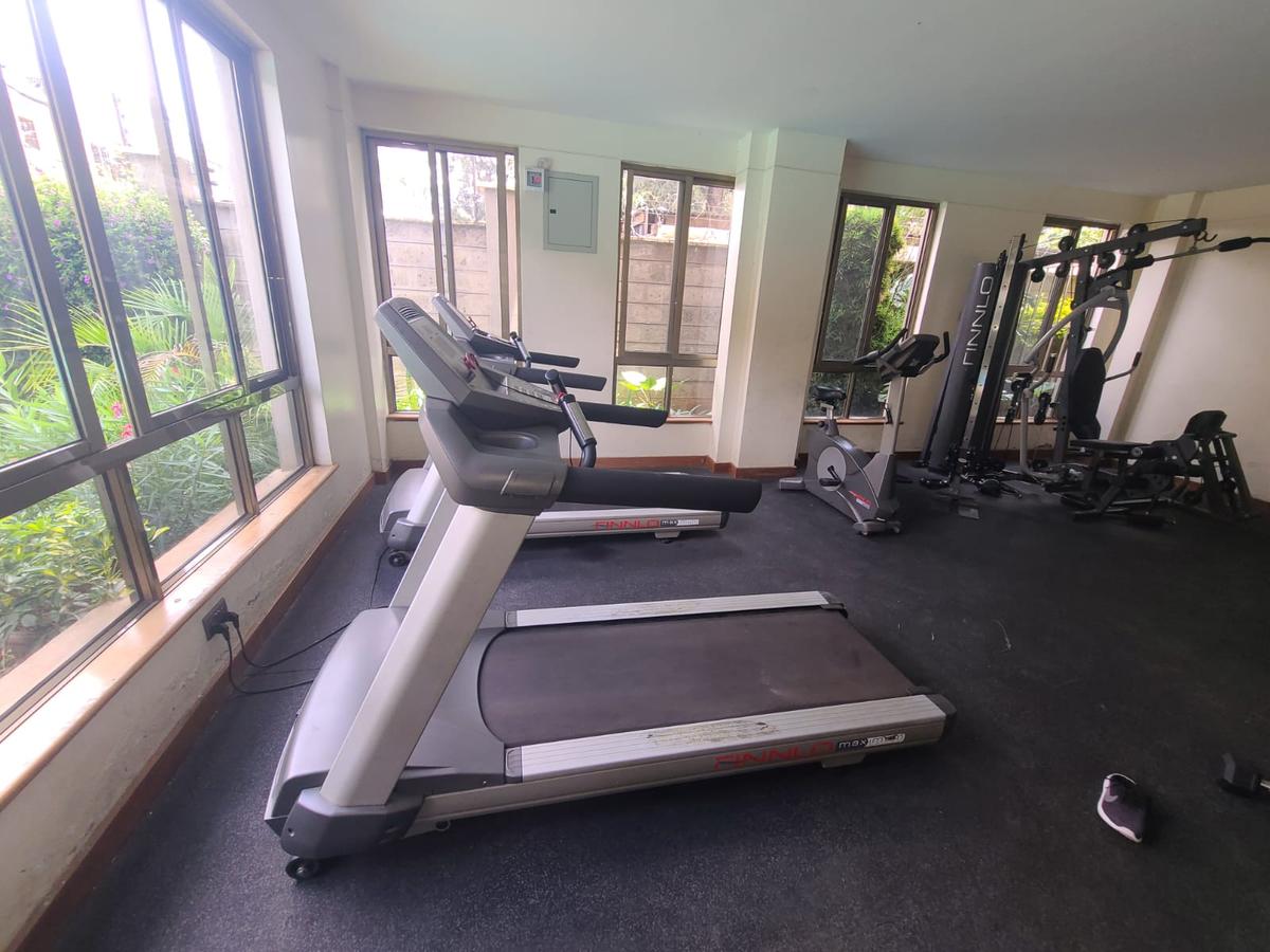 Serviced 1 Bed Apartment with En Suite in Kileleshwa - 12