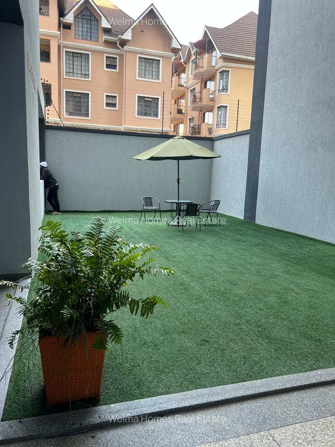 1 Bed Apartment with En Suite in Lavington - 8