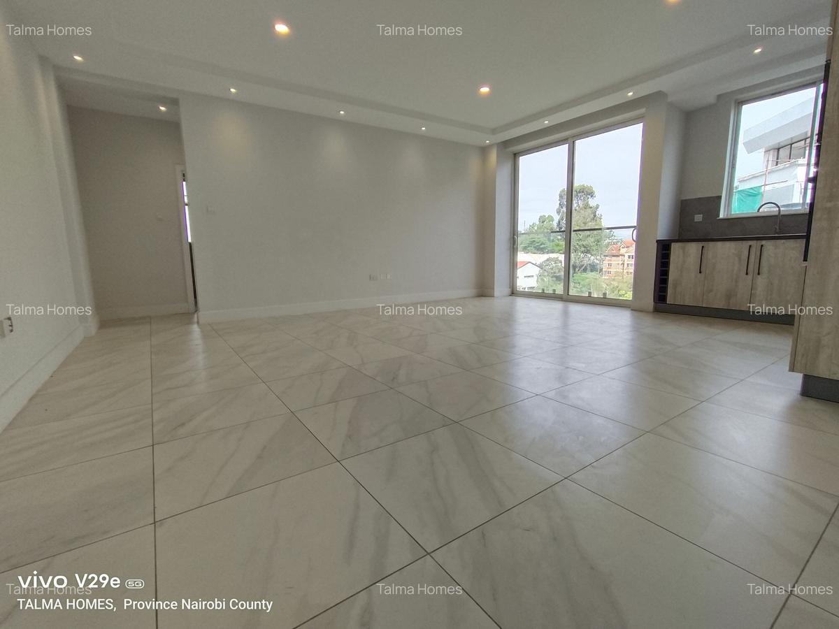 1 Bed Apartment with En Suite in Westlands Area - 11