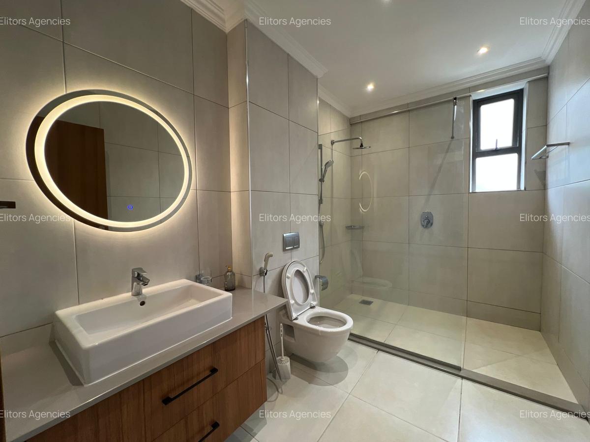 2 Bed Apartment with En Suite at Raphta Road - 11