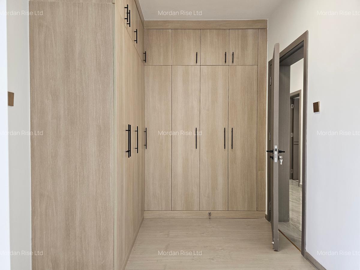 4 Bed Apartment with En Suite in Lavington - 8