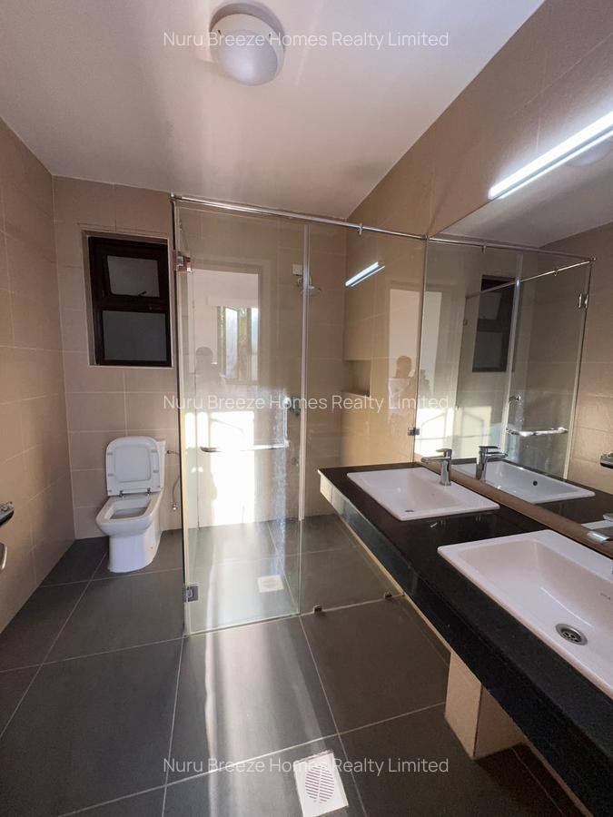 2 Bed Apartment with Swimming Pool in Kilimani - 15