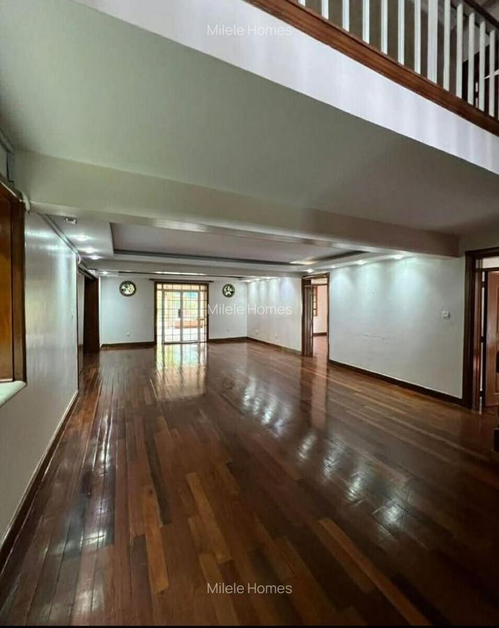 4 Bed Villa with En Suite at Mimosa - 11