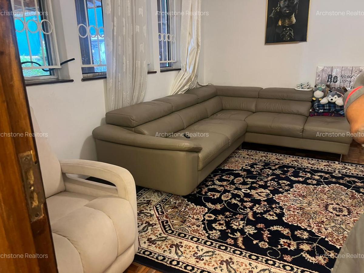 5 Bed House with En Suite in Runda - 5