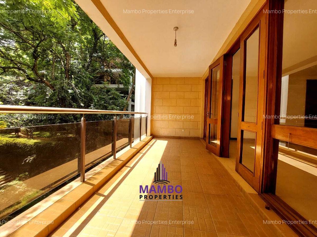 3 Bed Apartment with En Suite at Riverside Drive - 1