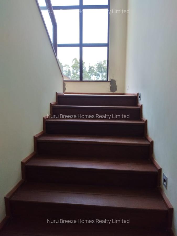 4 Bed Townhouse with En Suite in Karen - 8