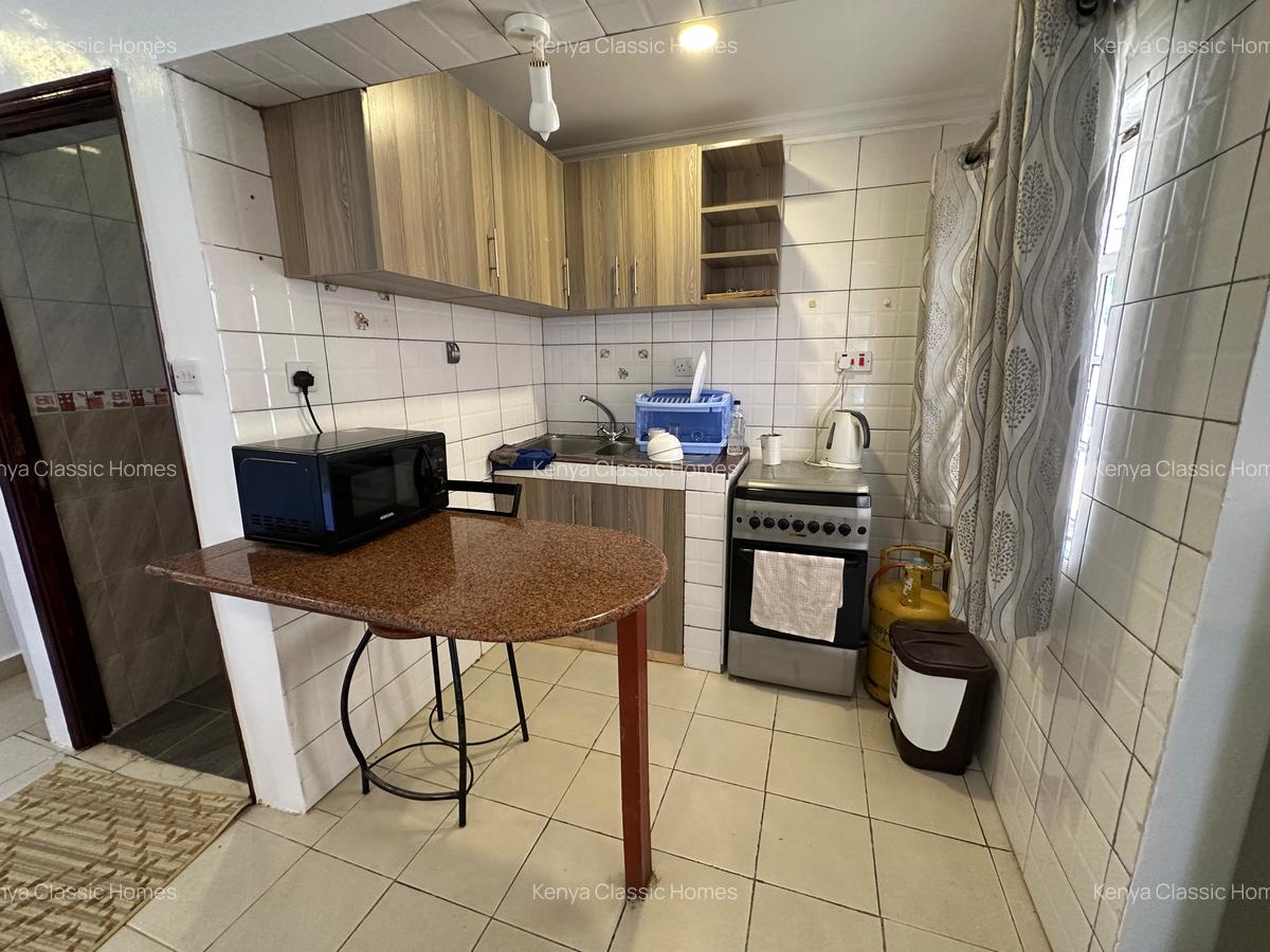 Furnished Studio Apartment with Swimming Pool in Lavington - 4