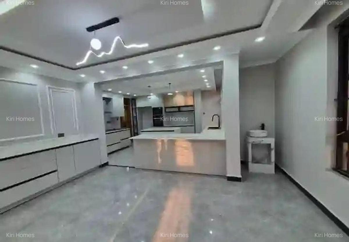 5 Bed Townhouse with En Suite in Runda - 10