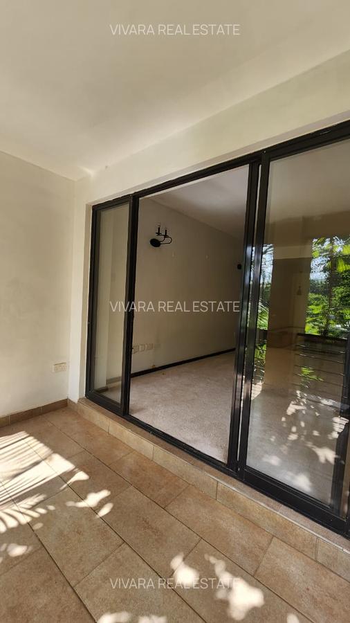 3 Bed Apartment with En Suite in Lavington - 6