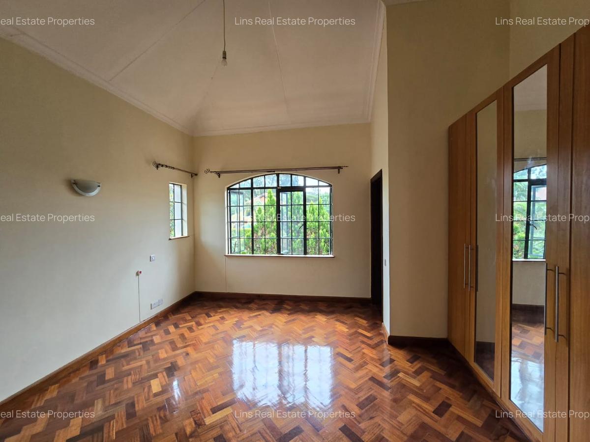 4 Bed Townhouse with En Suite in Runda - 6