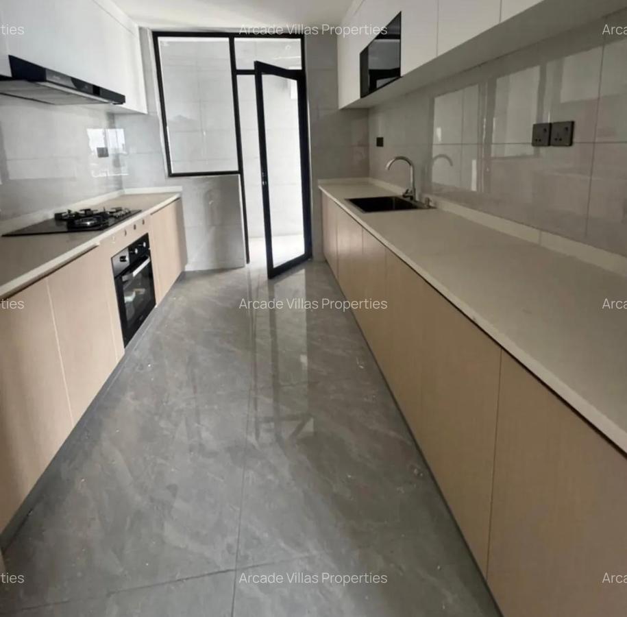 2 Bed Apartment with En Suite in Riverside - 4