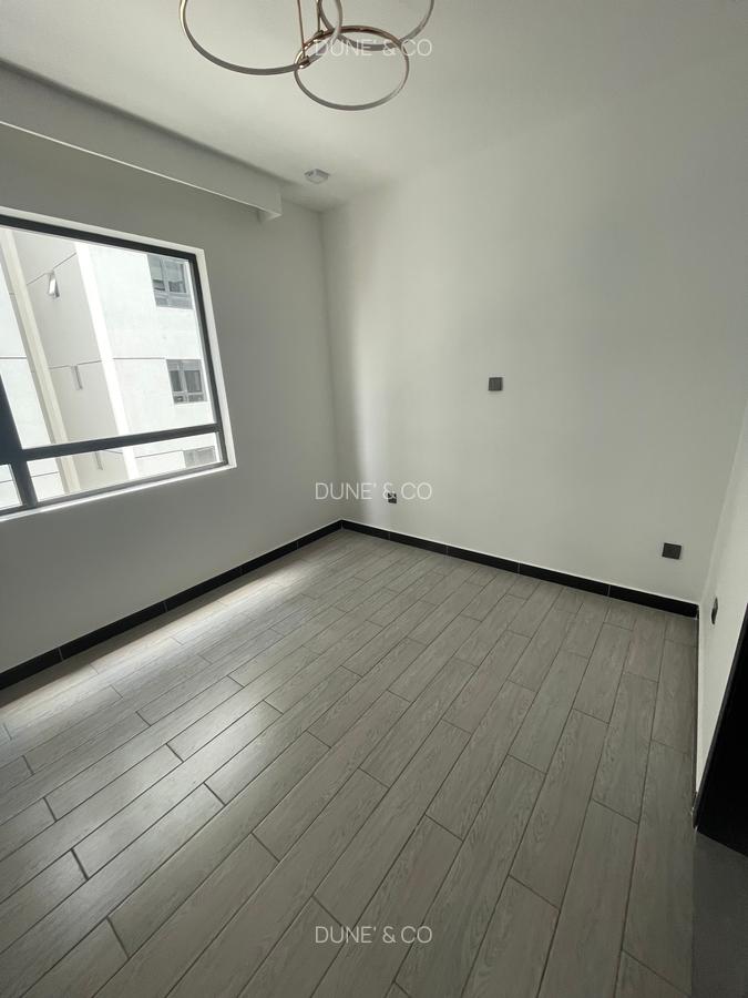 2 Bed Apartment with En Suite in Lavington - 18