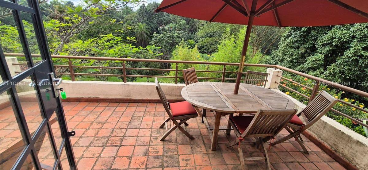 4 Bed House with En Suite in Runda - 9