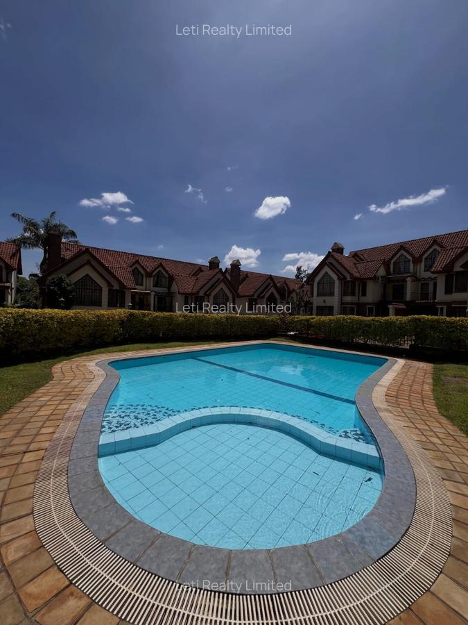 4 Bed Townhouse with En Suite in Lavington - 2