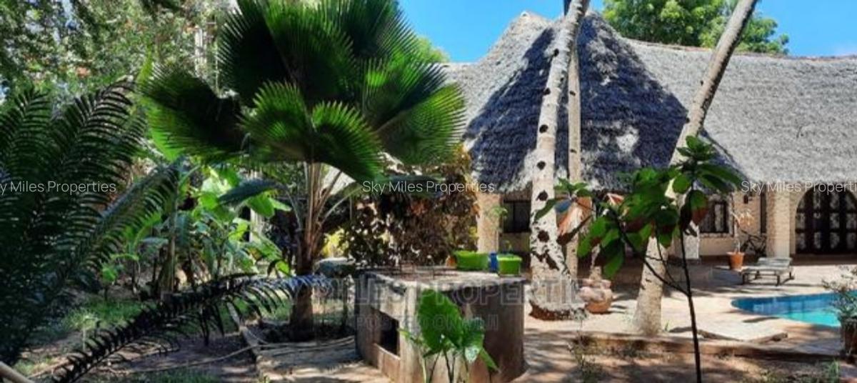 3 Bed Villa with En Suite at La-Marina Mtwapa - 6