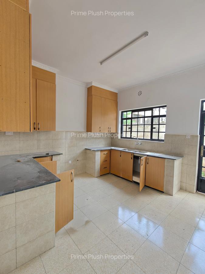 3 Bed House with En Suite in Karen - 4