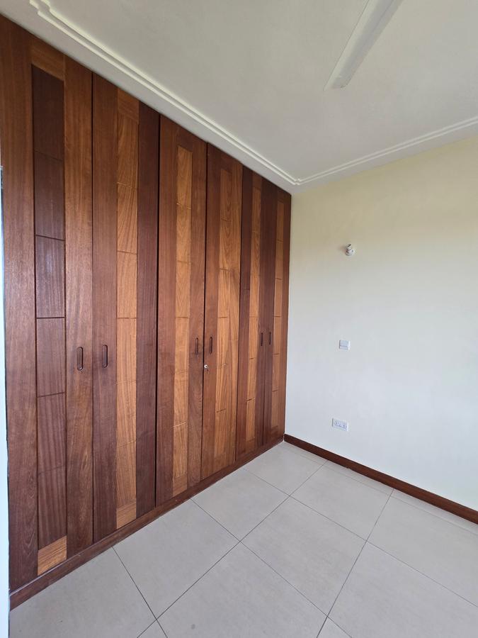 3 Bed Apartment with En Suite in Nyali Area - 18