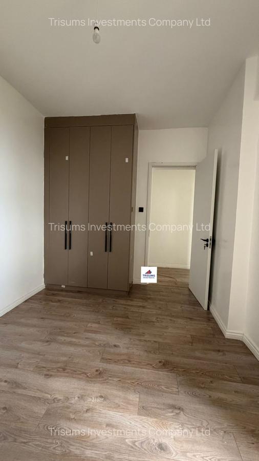 2 Bed Apartment with En Suite in Parklands - 6