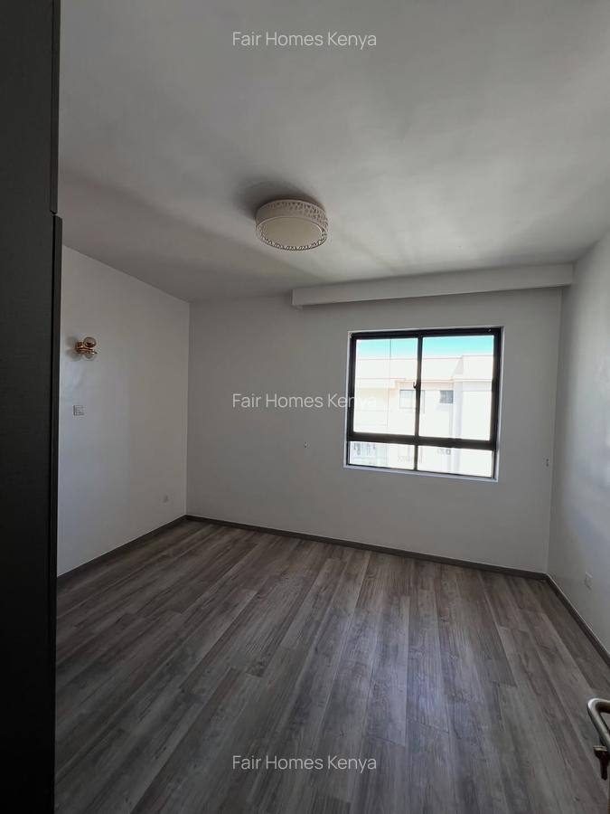 3 Bed Apartment with En Suite at Valley Arcade - 15