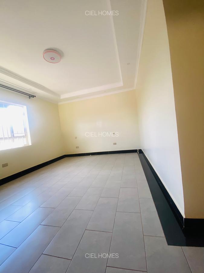 4 Bed Townhouse with En Suite at Mugutha - 15