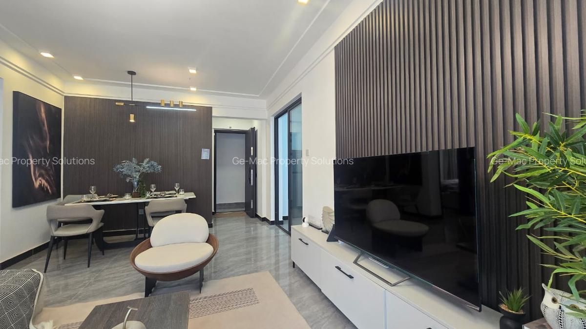 2 Bed Apartment with En Suite in Lavington - 5