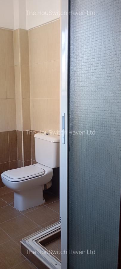 4 Bed Apartment with En Suite at Brookside Drive - 9