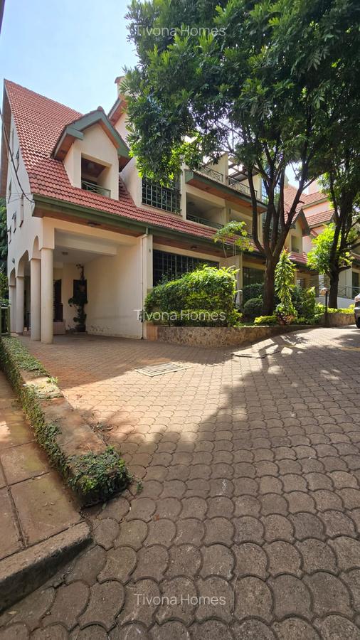 5 Bed House with En Suite in Loresho - 19