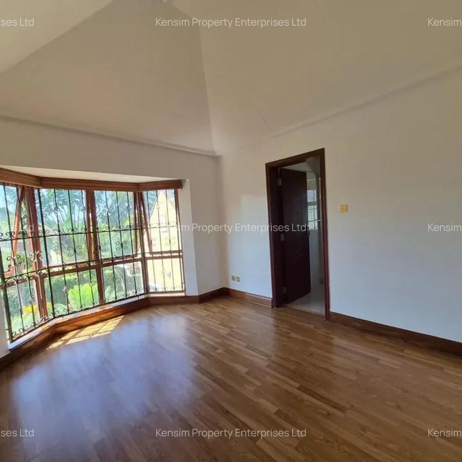 5 Bed Townhouse with En Suite in Runda - 15