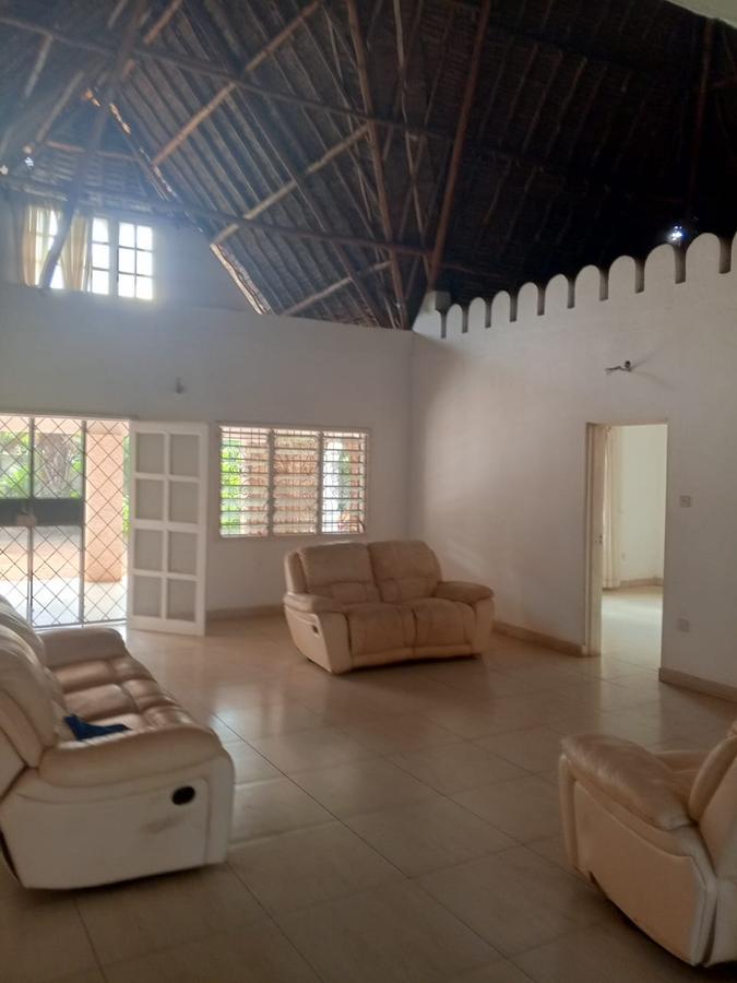 3 Bed House at Off Jumba Ruins - 2