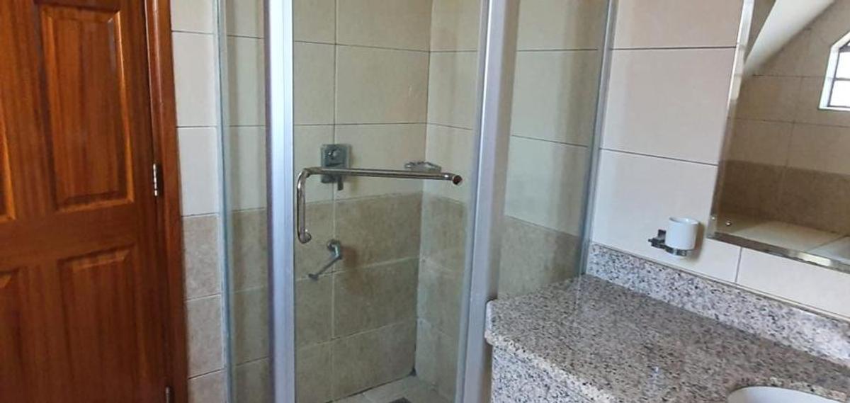 4 Bed Townhouse with En Suite at Chalbi Drive - 8