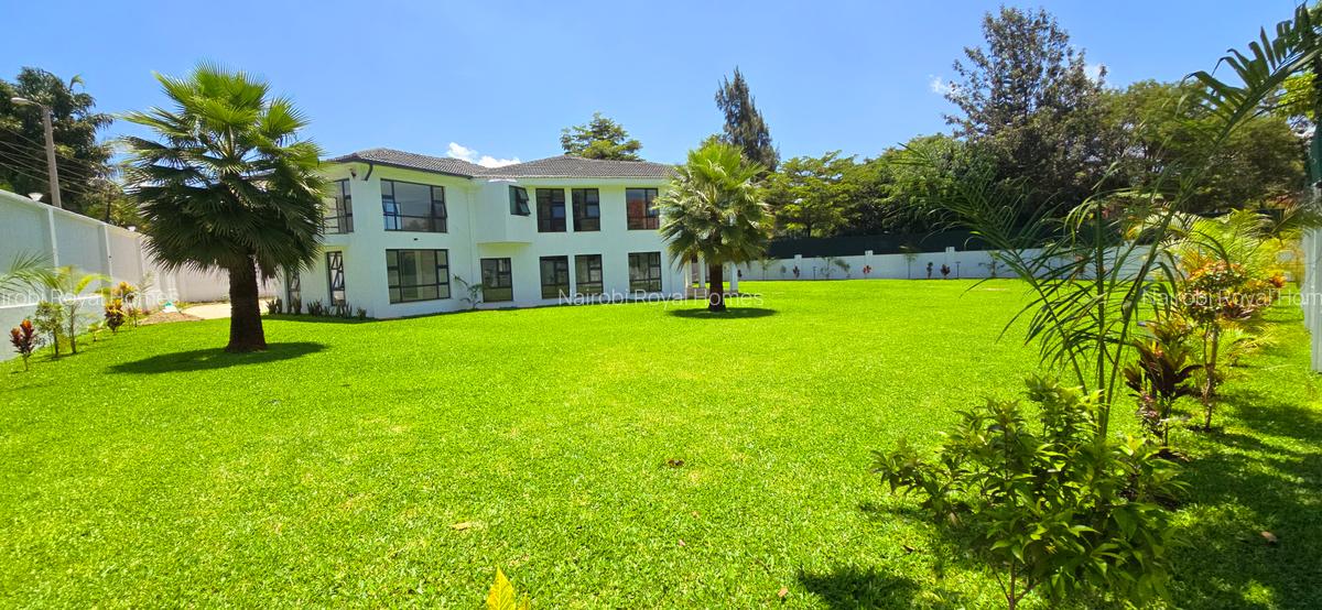 10 Bed House with En Suite at Runda Road - 10