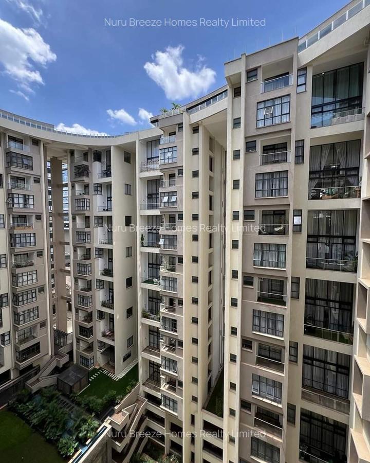 3 Bed Apartment with En Suite in Riverside - 1