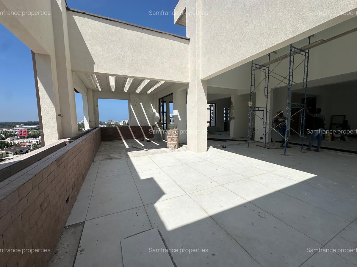 4 Bed Apartment with En Suite at Mount Kenya Road - 5