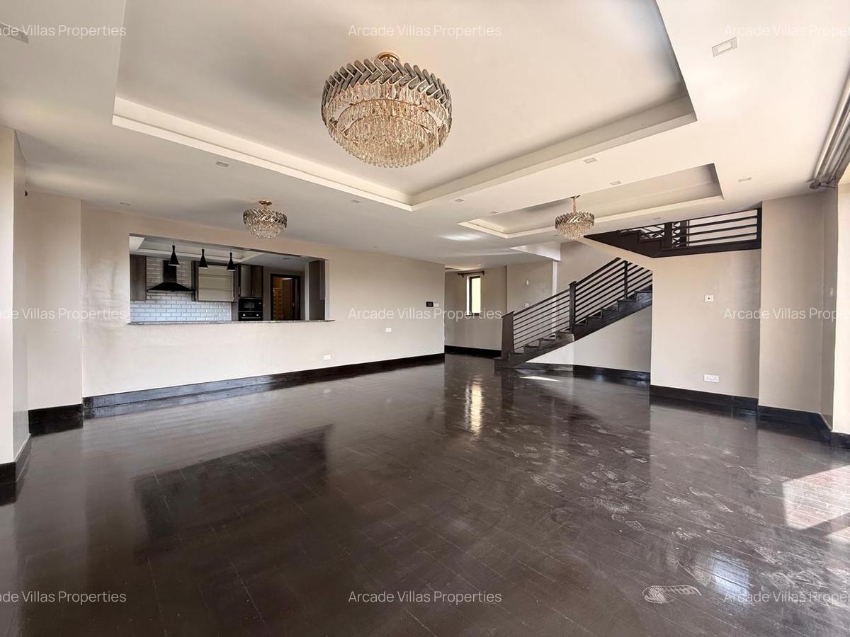 4 Bed Apartment with En Suite in Lavington - 2