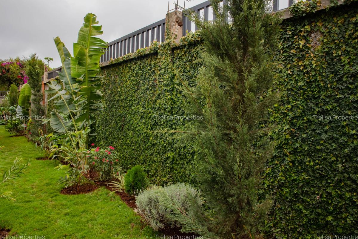 6 Bed Townhouse with En Suite at Masai Lodge Road - 5