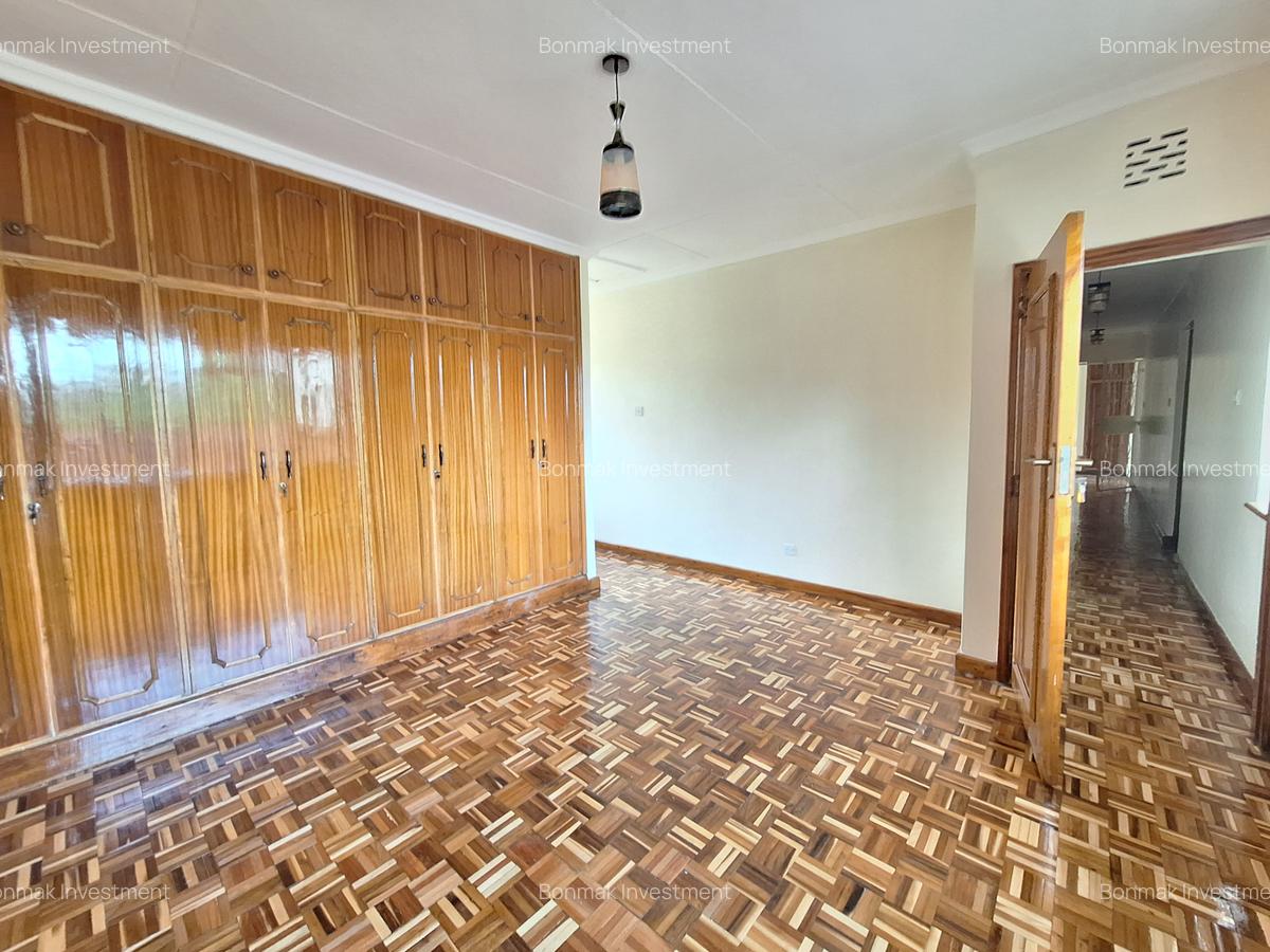 4 Bed House with En Suite at Loresho Ridge - 6