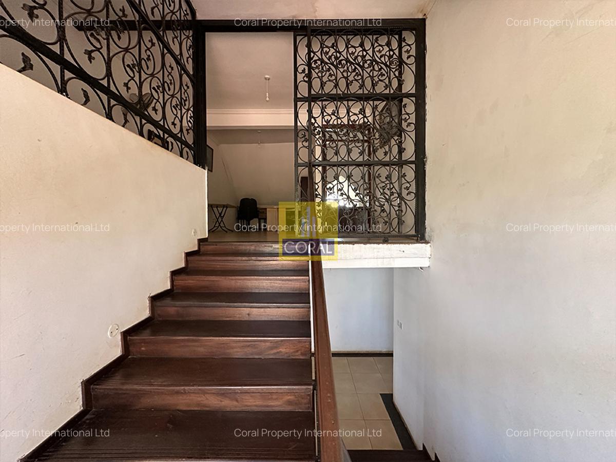 7 Bed House in Runda - 20