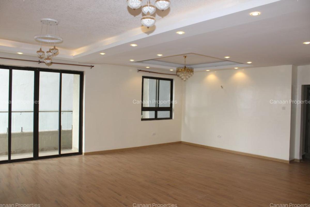 5 Bed Apartment with En Suite in Parklands - 1