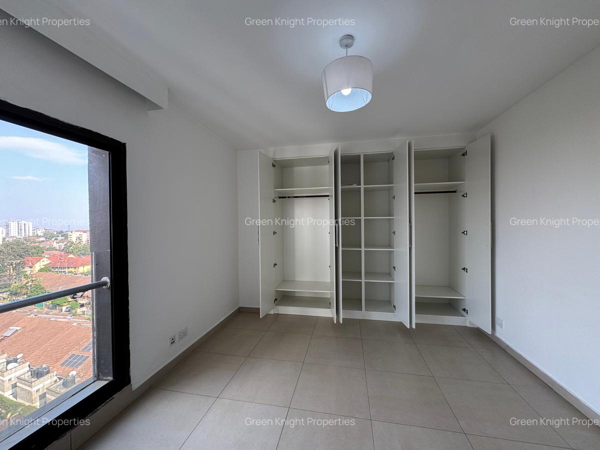 Serviced 2 Bed Apartment with En Suite in Lavington - 10