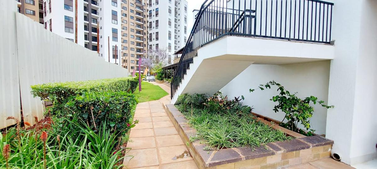 2 Bed Apartment with En Suite at Garden City - 17