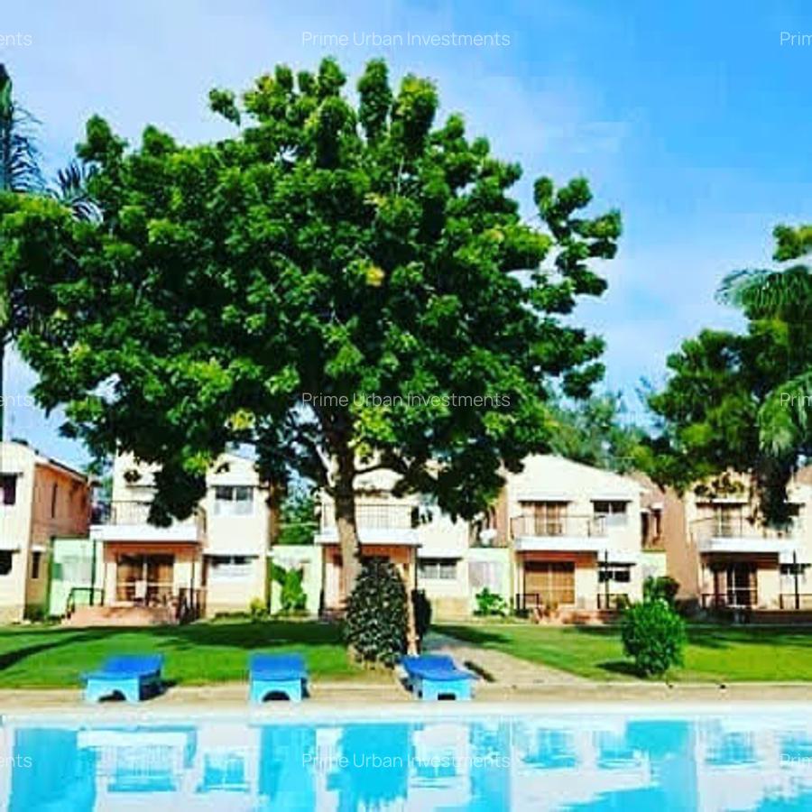 Furnished Commercial Property with Service Charge Included in Nyali Area - 8