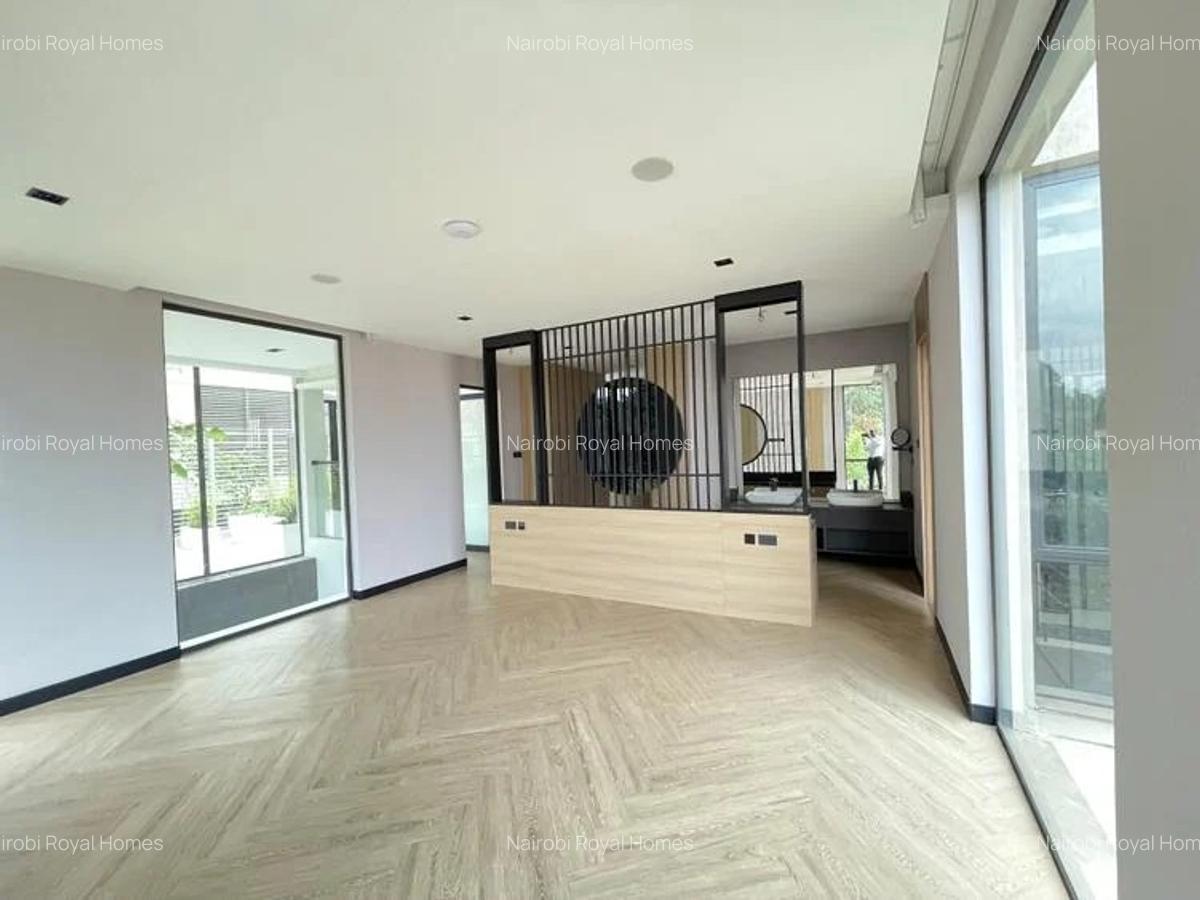 5 Bed Townhouse with En Suite at Mzima Springs - 3