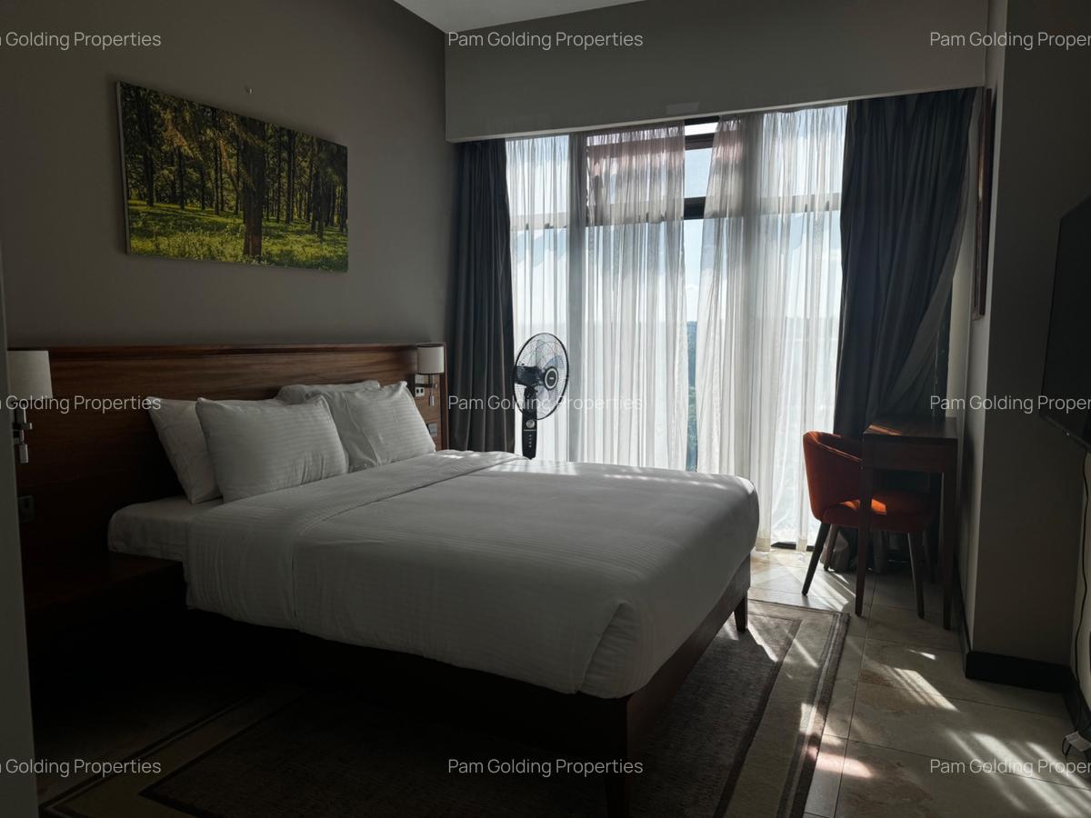 Furnished 2 Bed Apartment with En Suite at Church Road - 10