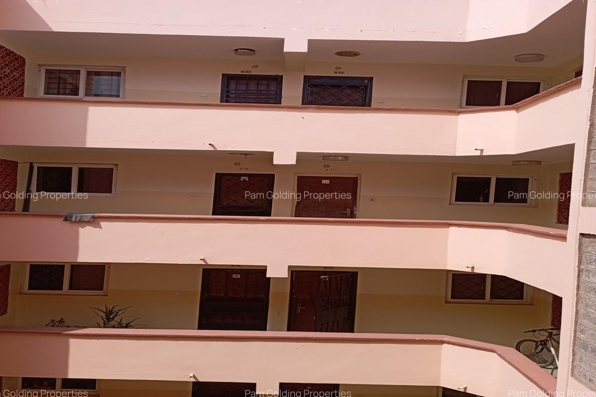 2 Bed Apartment with En Suite in Syokimau - 18