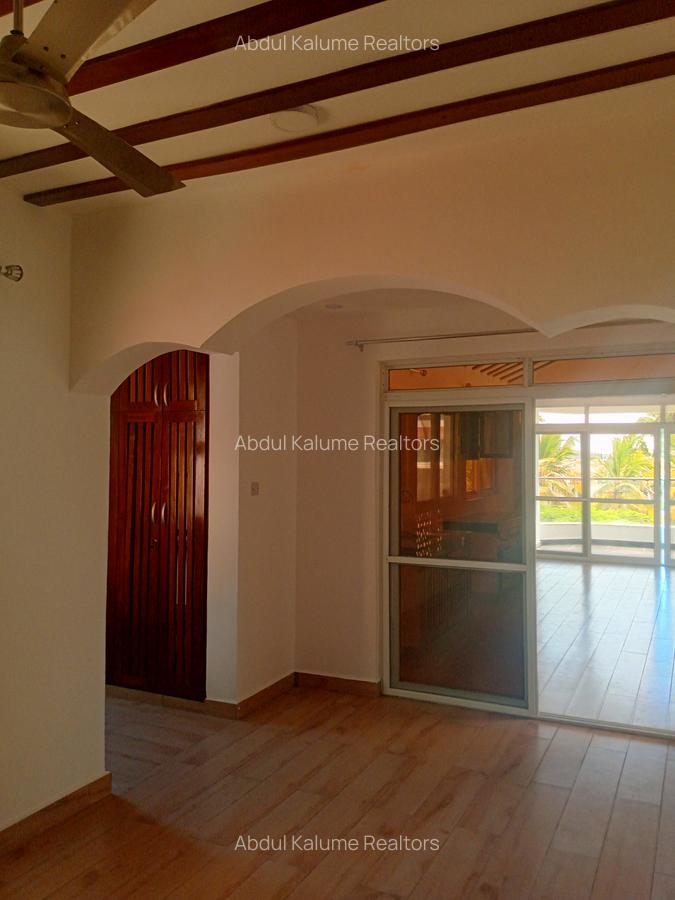 Serviced 1 Bed Apartment with En Suite at Nyali - 2