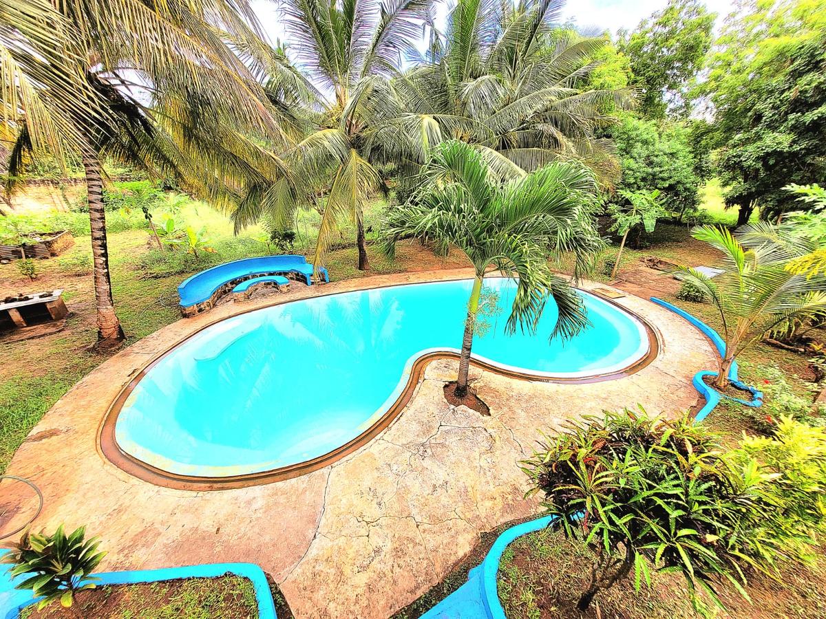 3 Bed Villa with En Suite in Diani - 6