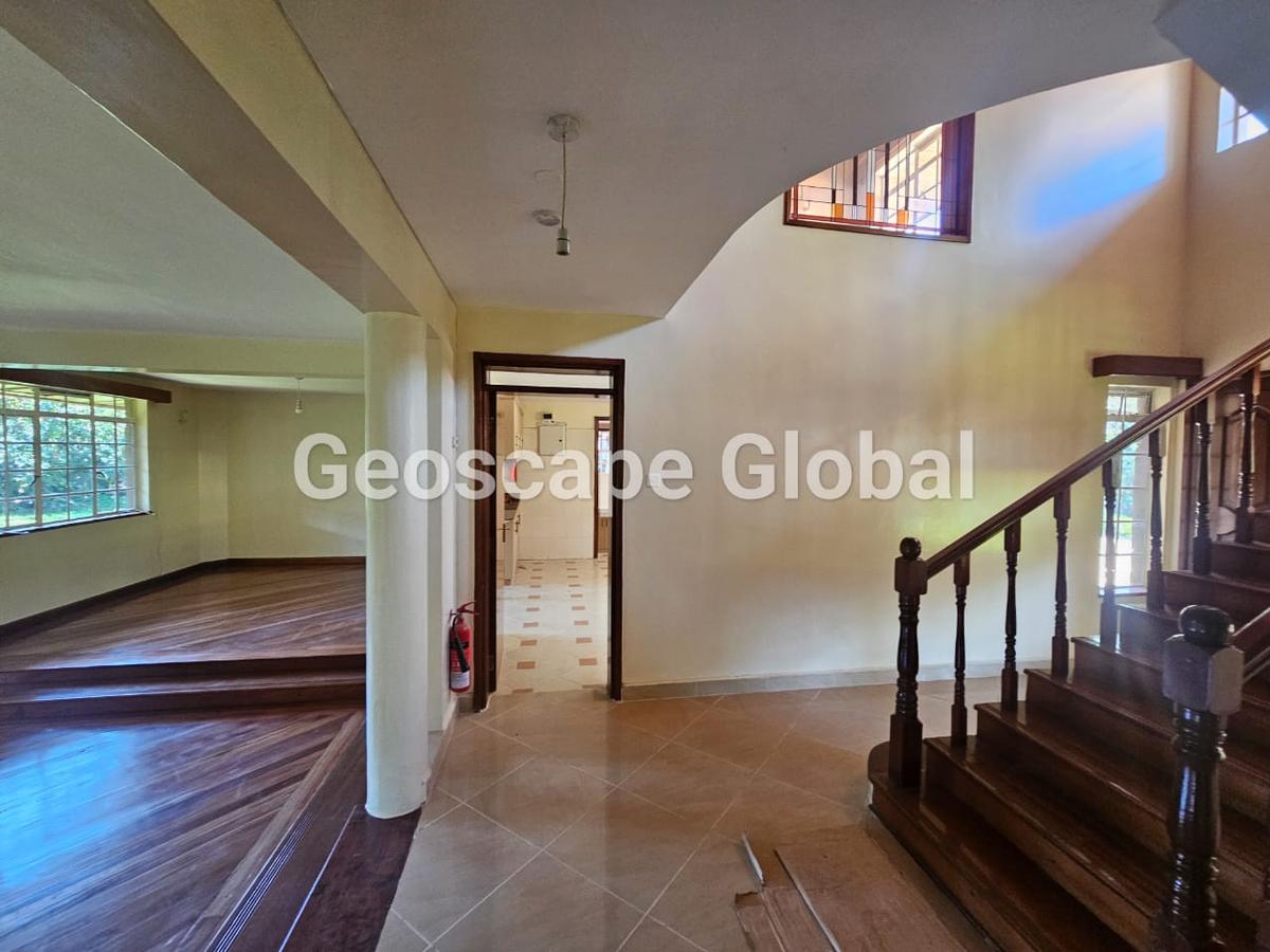 4 Bed House with En Suite in Runda - 7